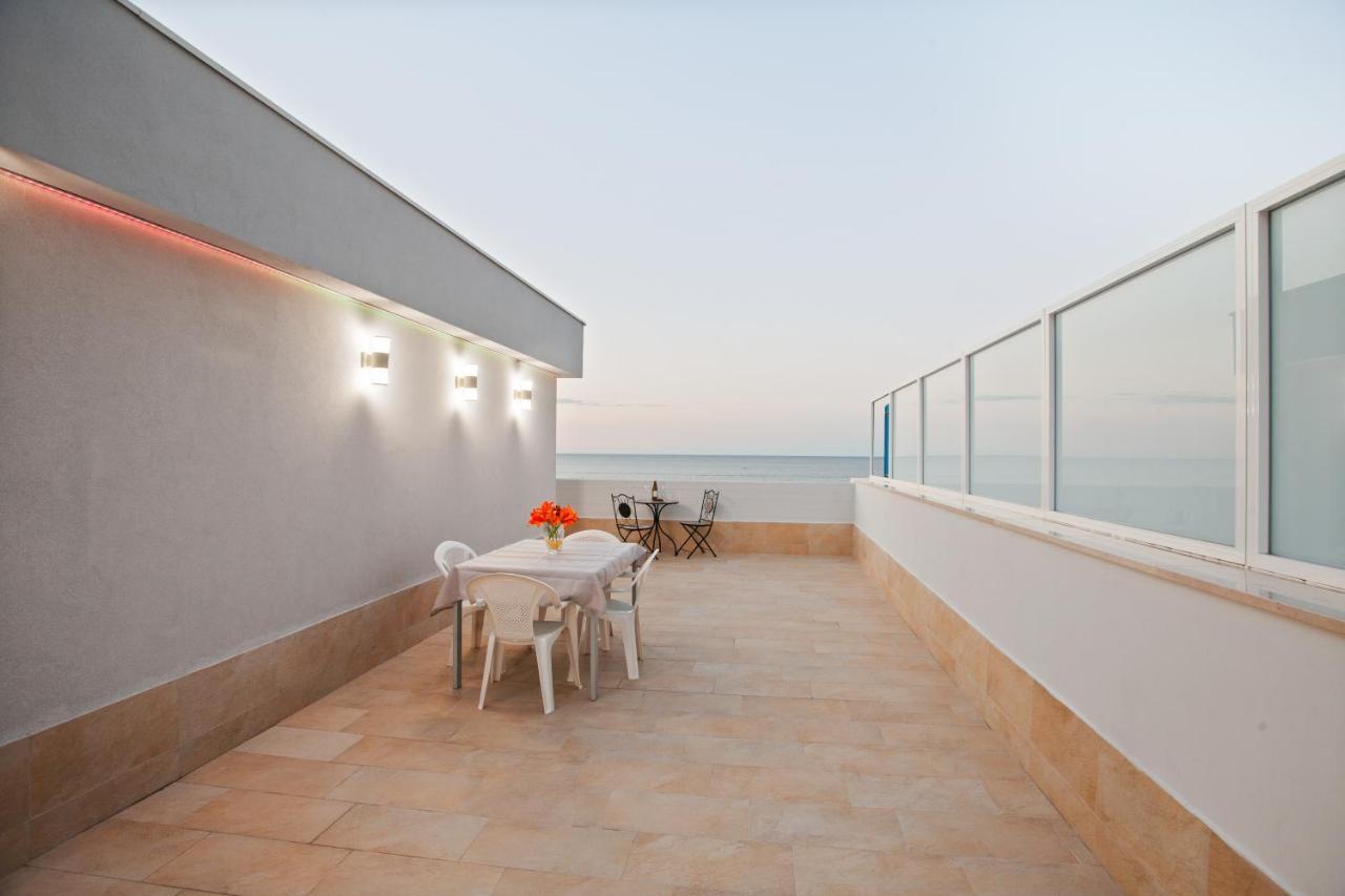 Tramonto Sul Mare Bari Apartment Near The Airport Extérieur photo